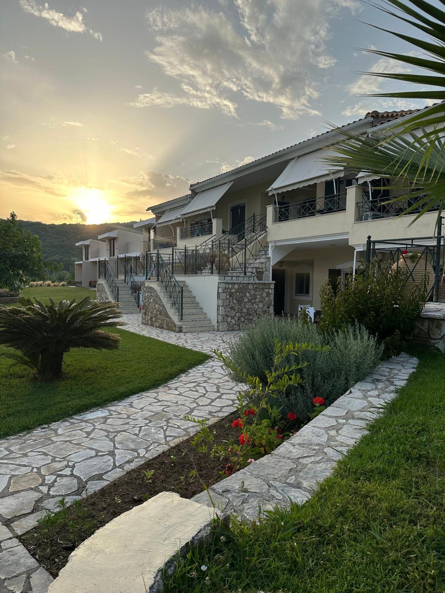 Apartments Villa Rania Perdika  Extérieur photo